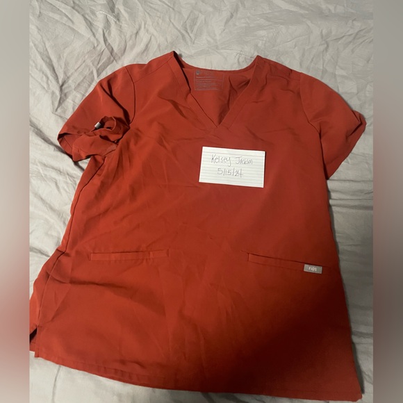 Women’s FIGS set - Picture 2 of 6